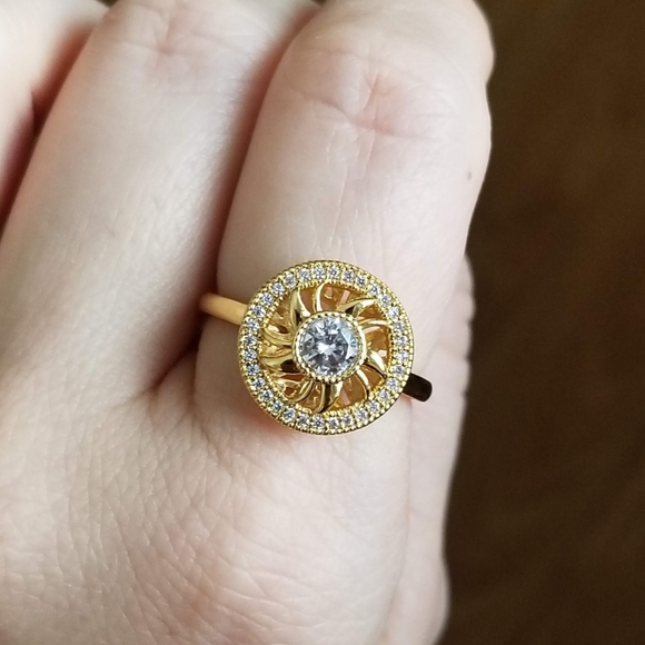 New 18K Gold Plated Diamond Circle Sun Ring for Women - Picture 2 of 8